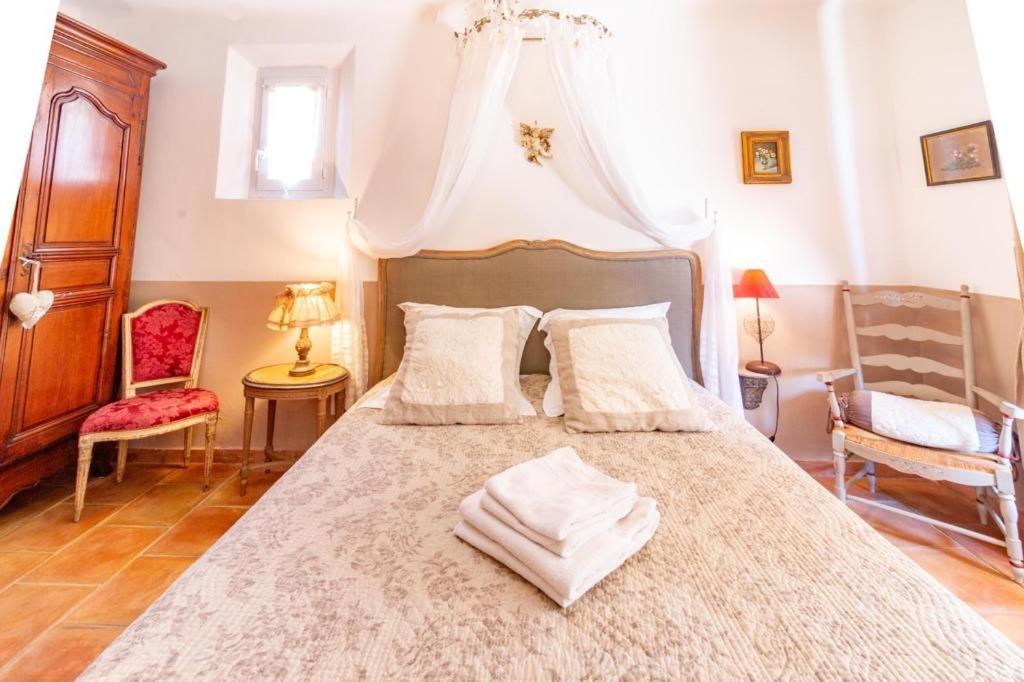 Mas De L'Olivette Bed & Breakfast Cotignac Luaran gambar