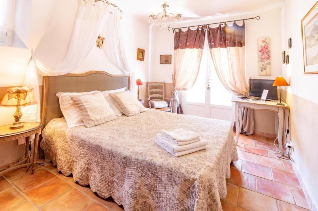 Mas De L'Olivette Bed & Breakfast Cotignac Luaran gambar