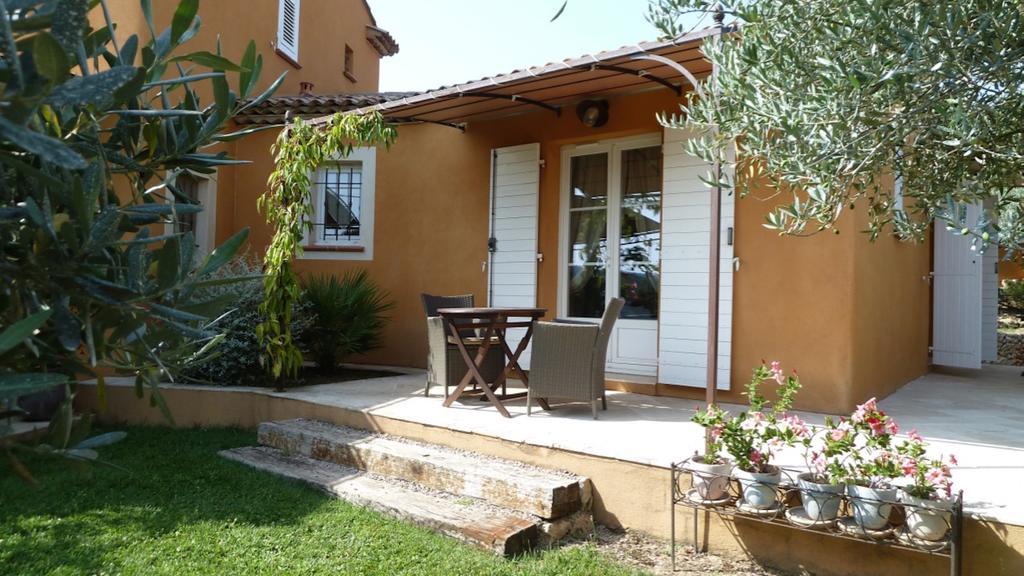 Mas De L'Olivette Bed & Breakfast Cotignac Bilik gambar